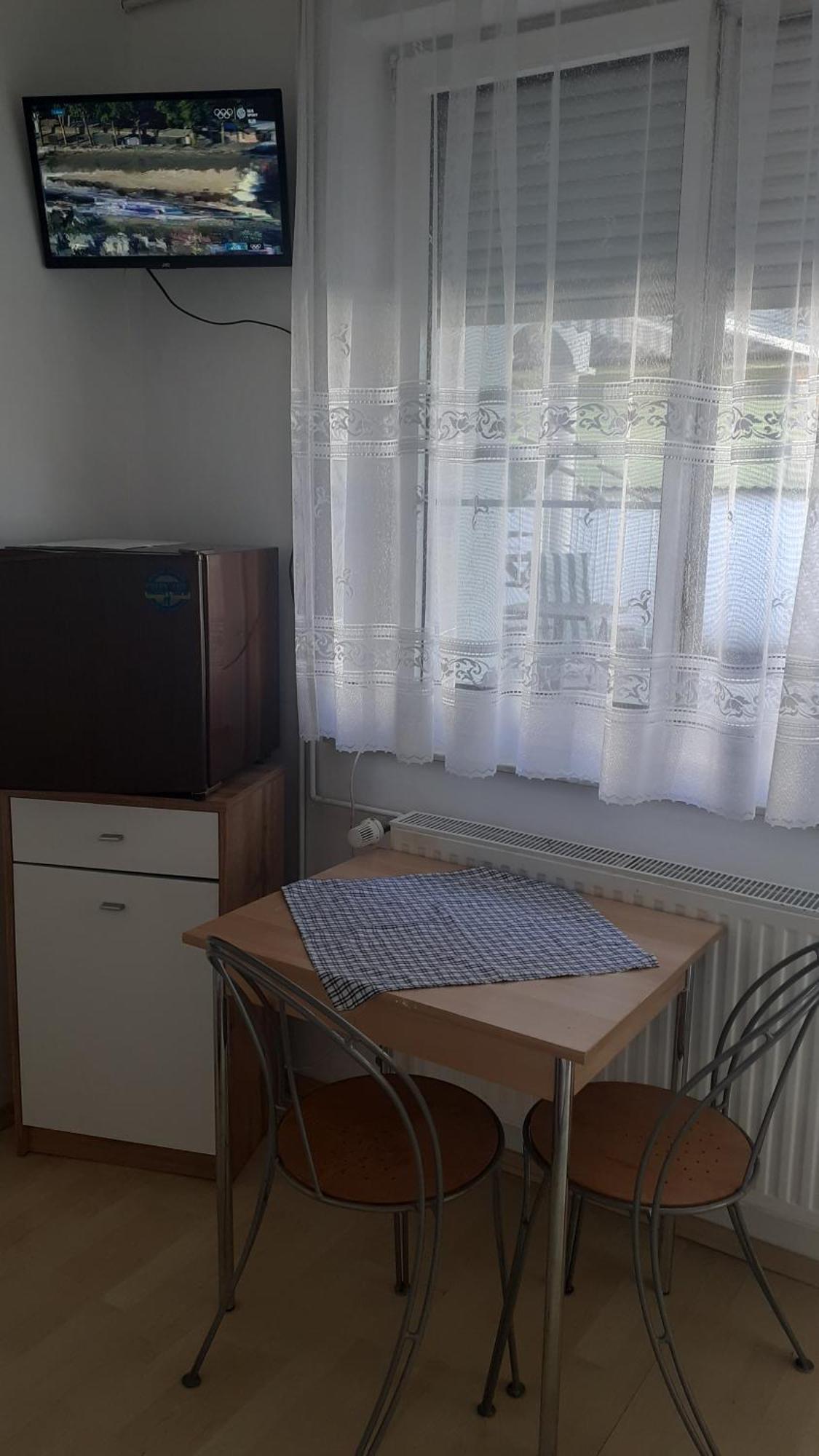 Czinger Vendegszobak Mosonmagyarovar Bagian luar foto